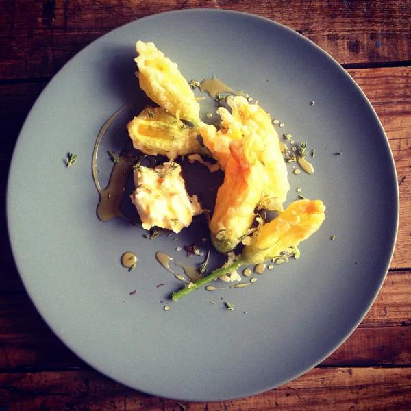 Vibrancy and Dimension: Flowers on your Plate