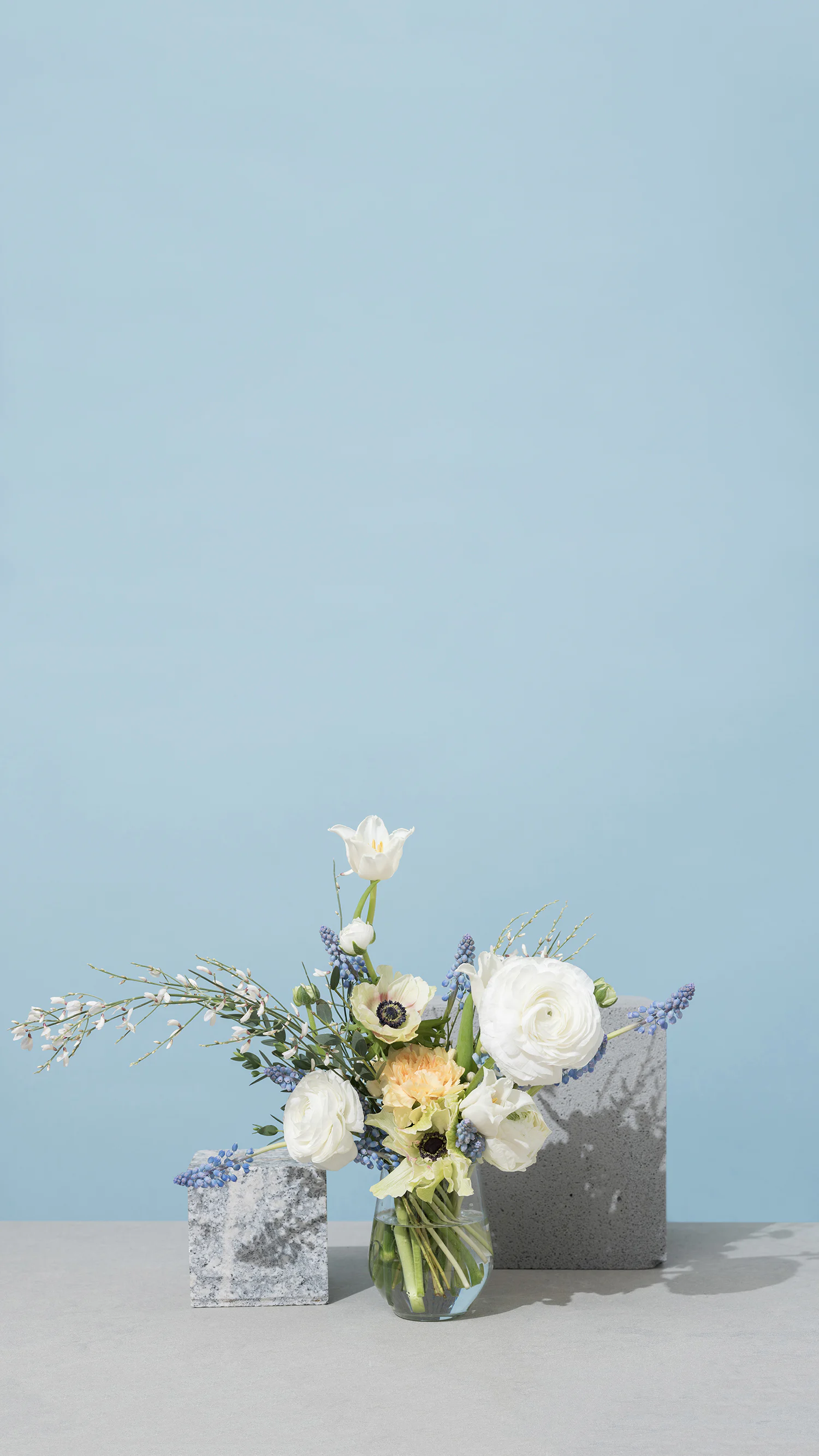 Sunland-Tujunga - Flower Delivery CA - Floom flower delivery