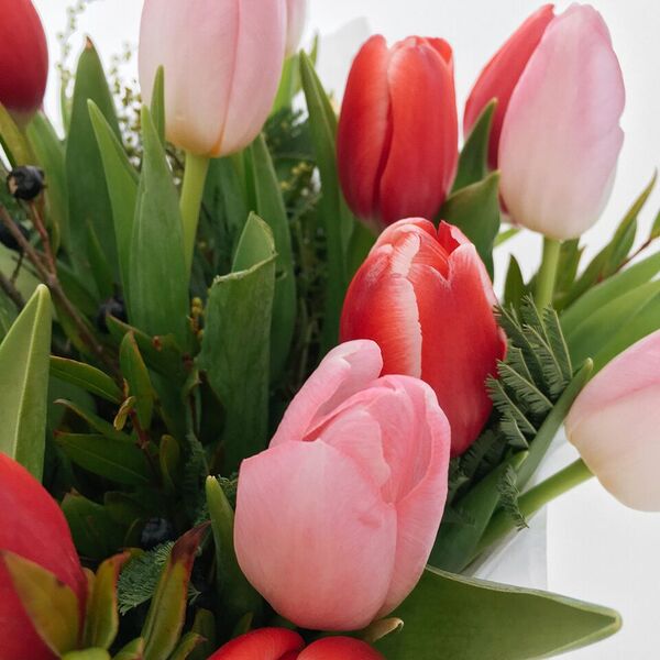 Tulip Bouquet original