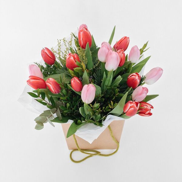 Tulip Bouquet original