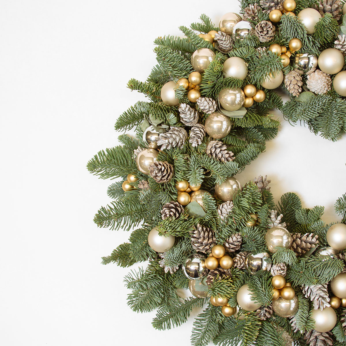 Luxury bauble wreath original