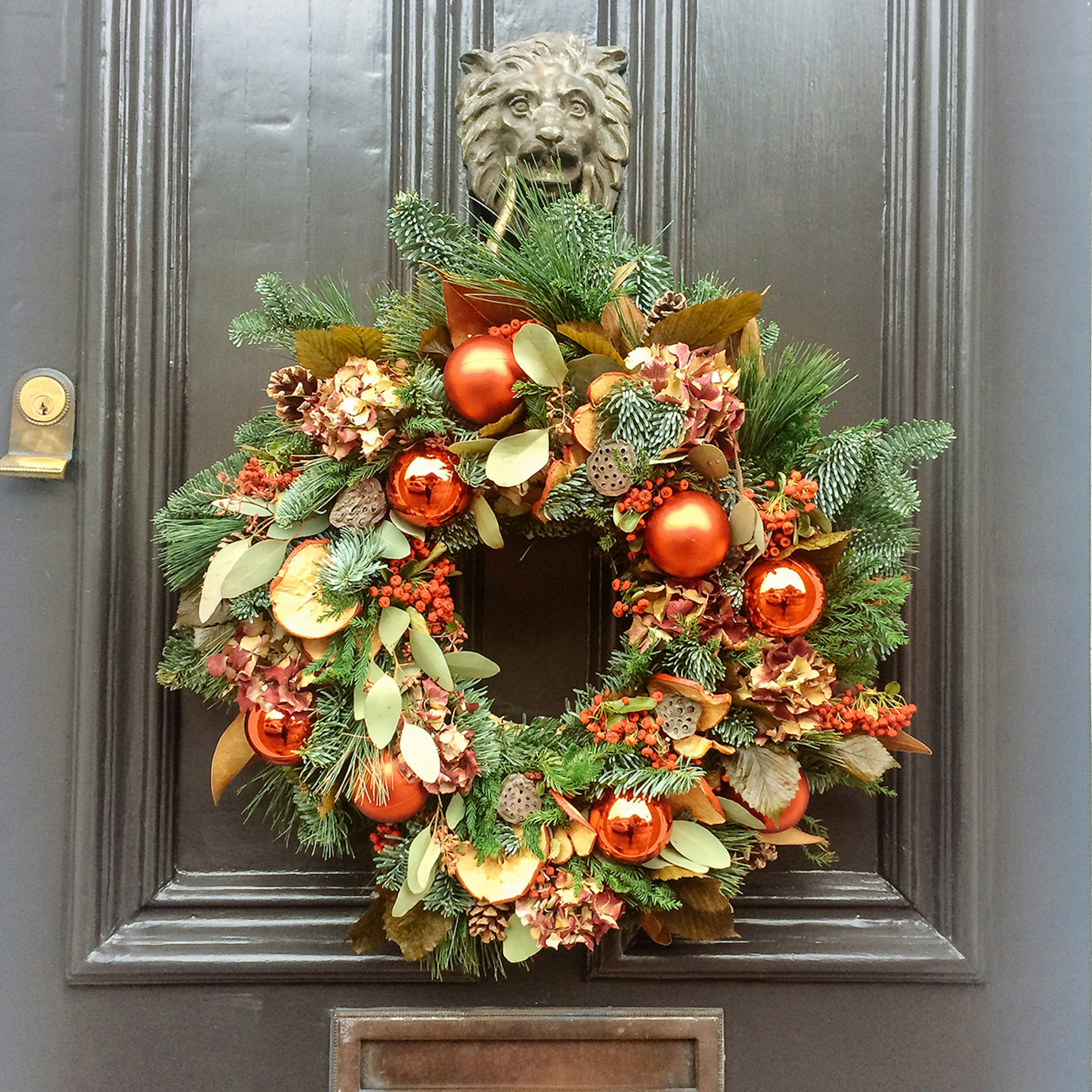 Wreath red bauble original