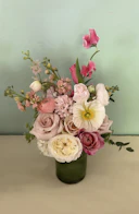 Astrid Arrangement