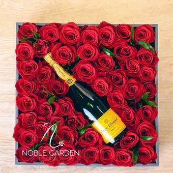 Champagne and flowers