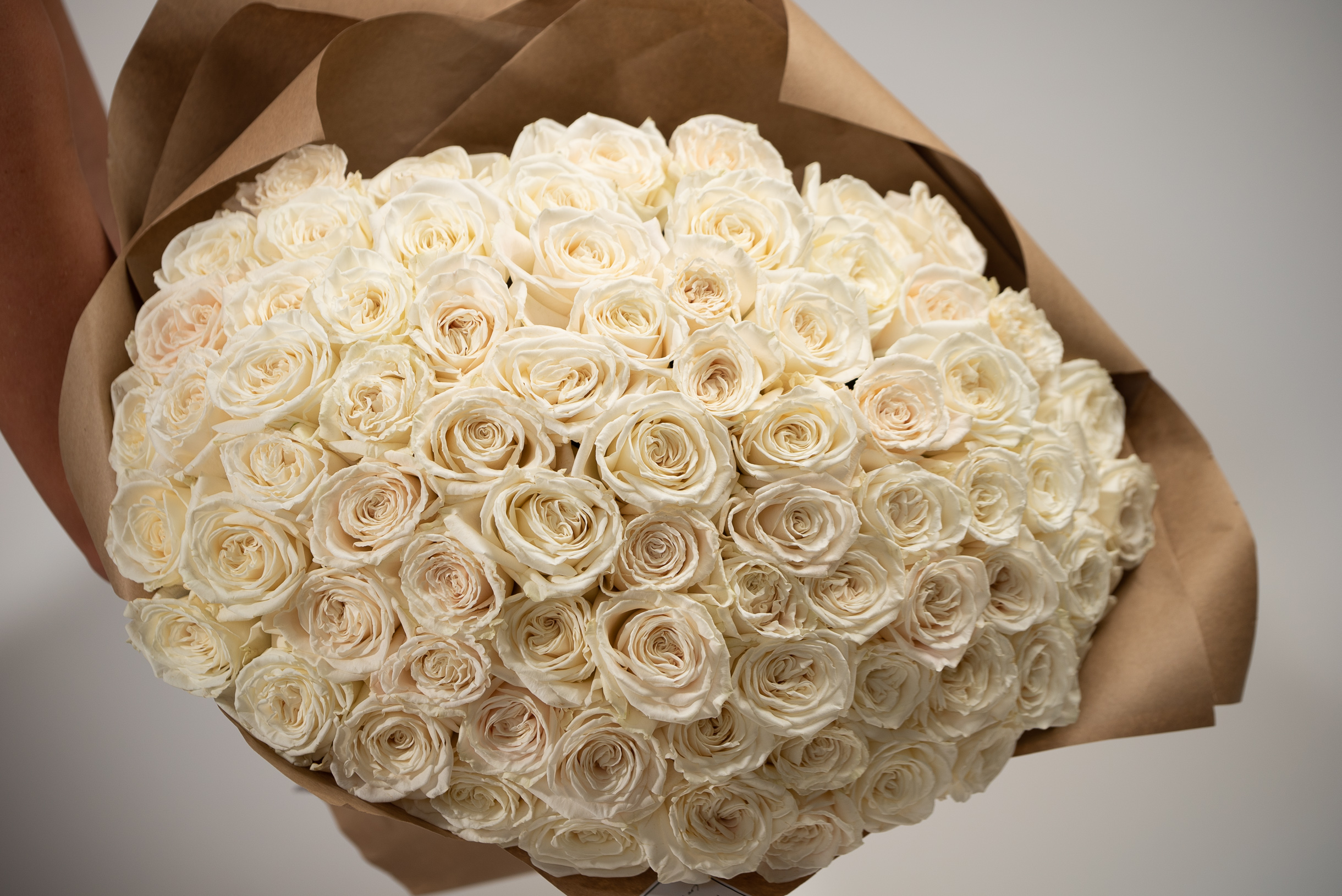 No.166 - White Roses