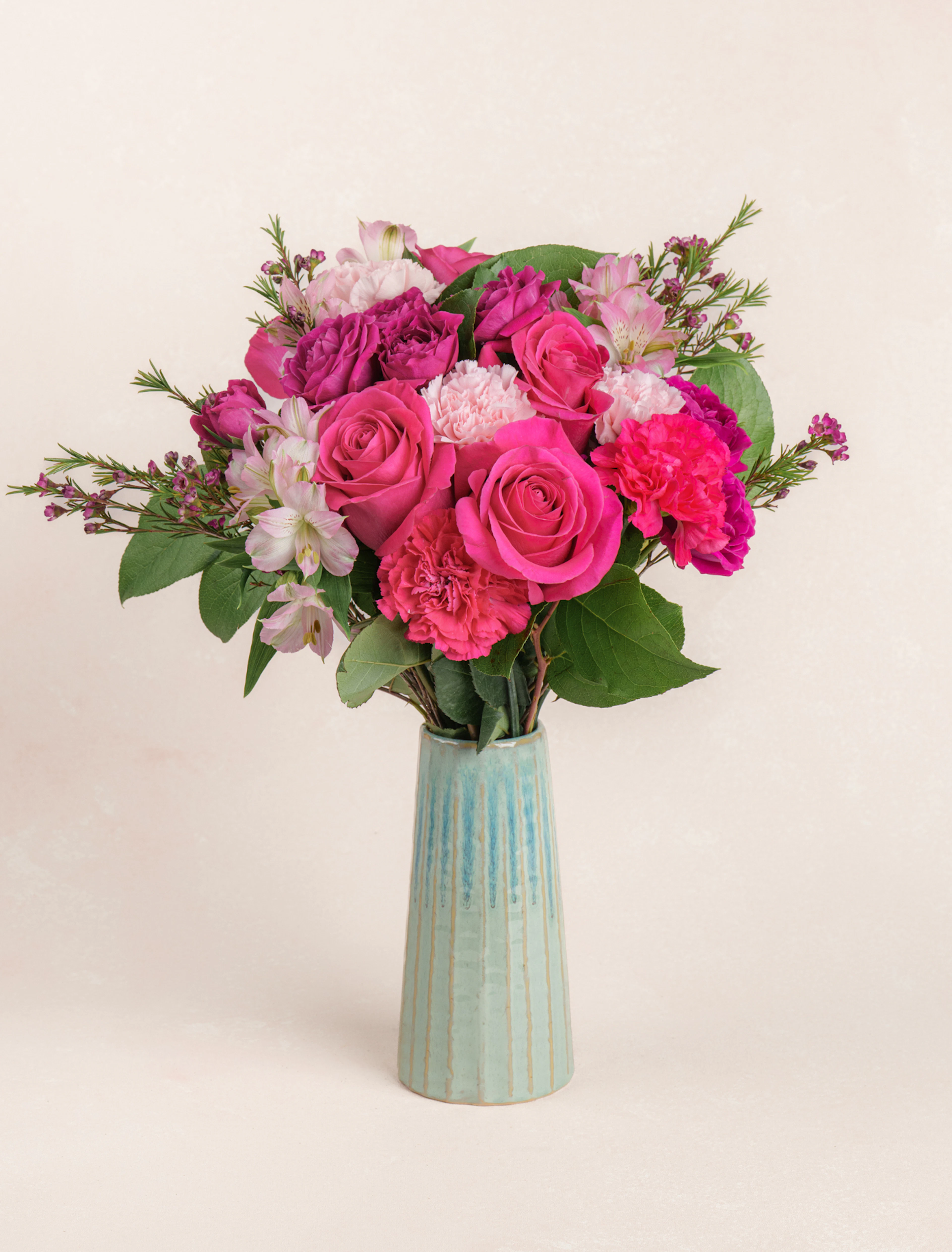 Roxanna by Ode a La ROSE- Chicago — flowers available for delivery from Floom