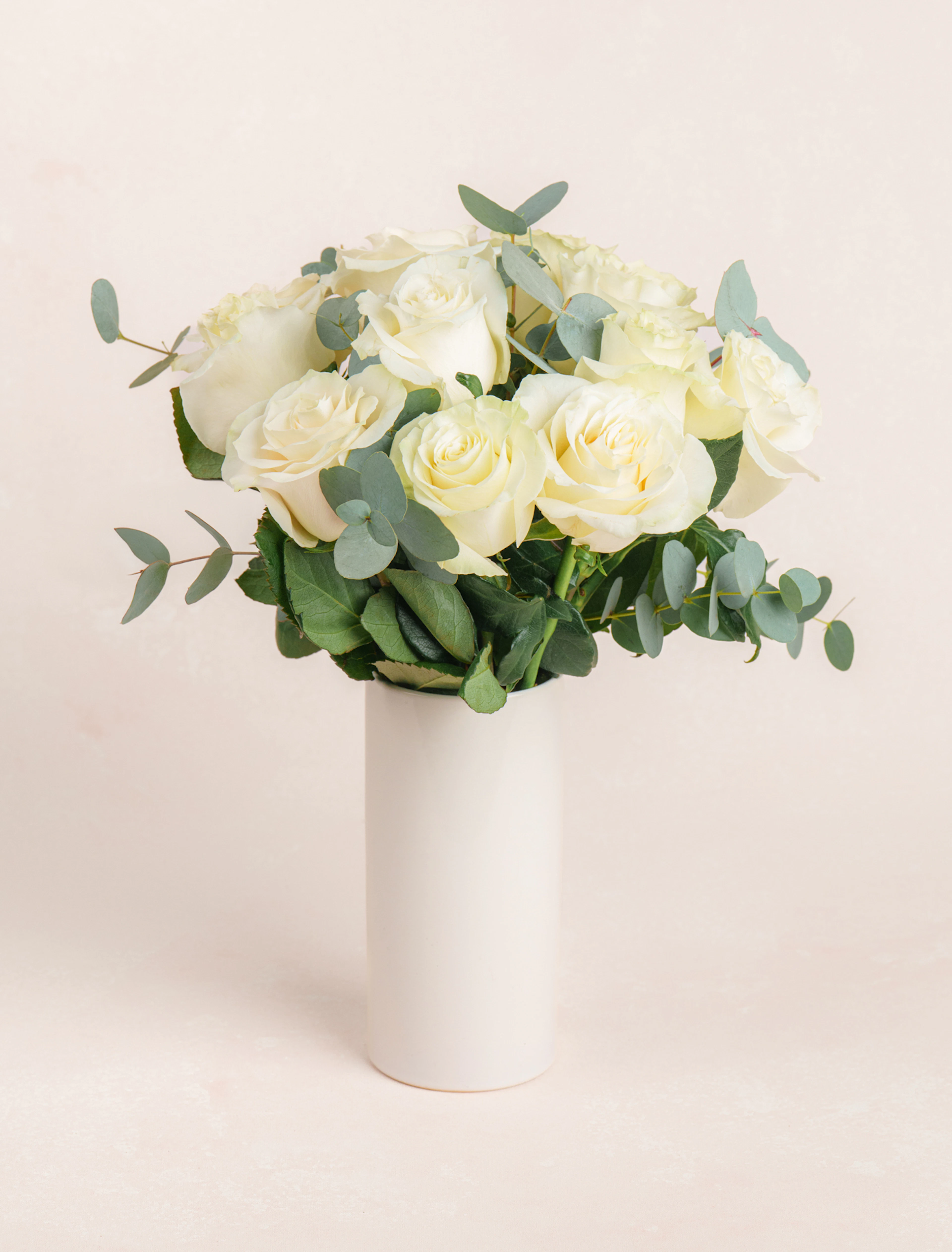 Josephine by Ode a La ROSE- Chicago — flowers available for delivery from Floom