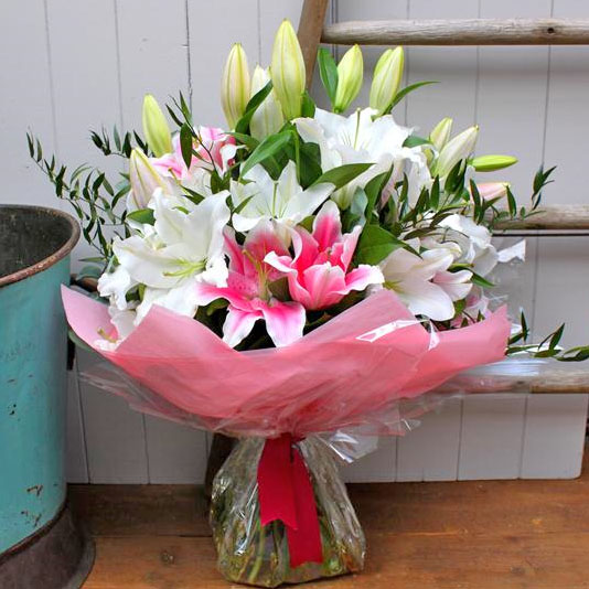 Lily lane bouquet