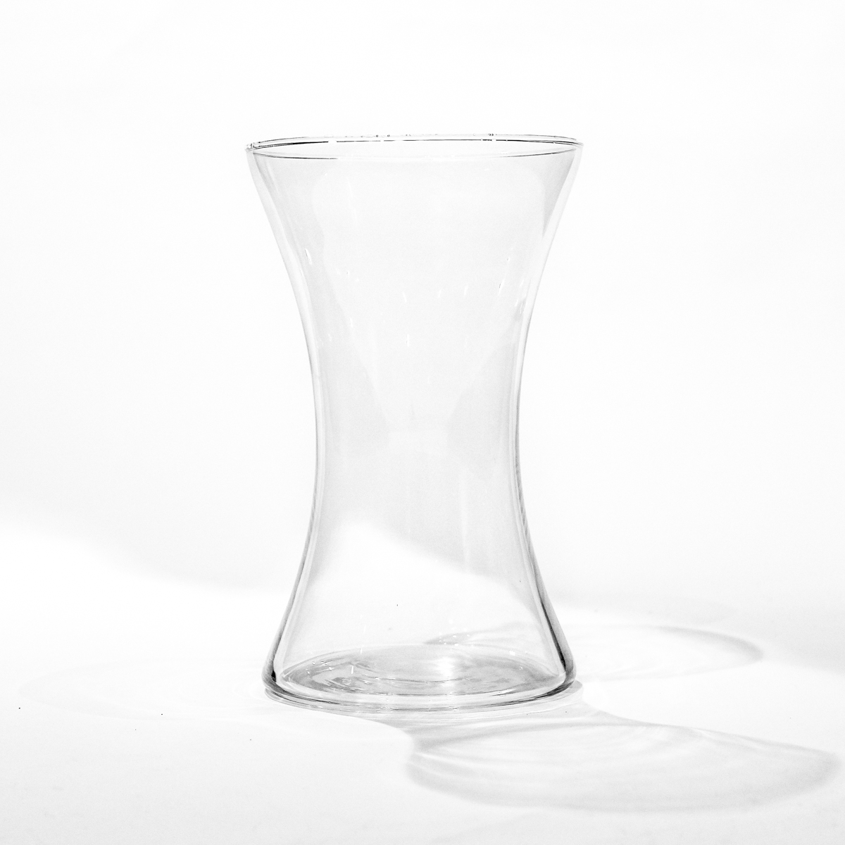NIgella Vase
