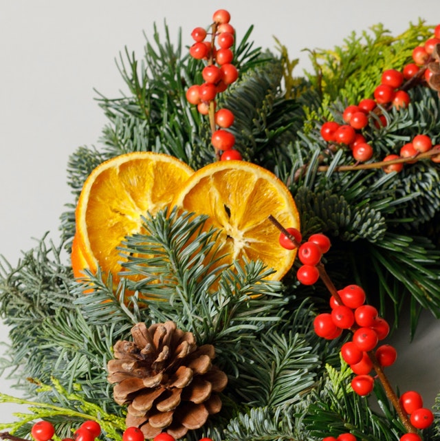 Wreath berries