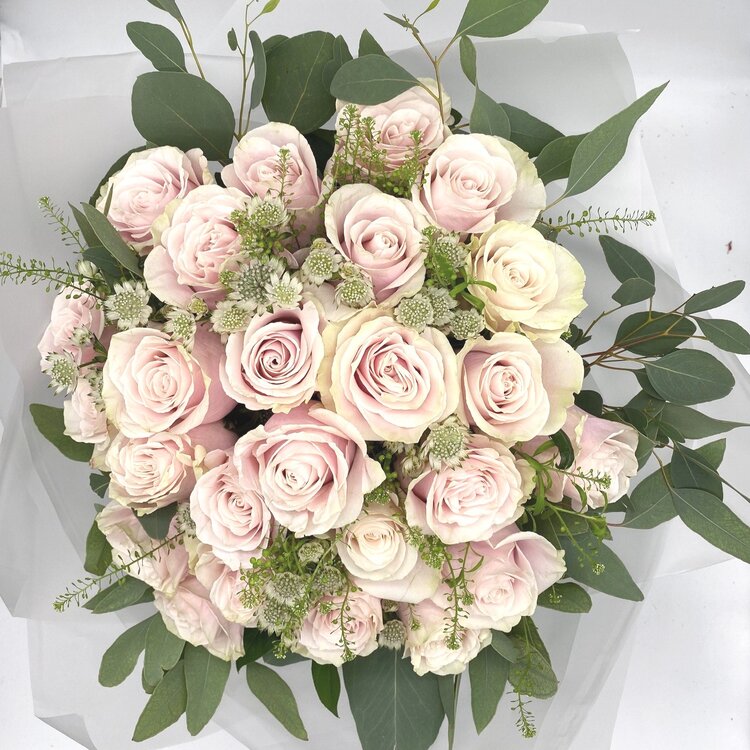 Luxurious Pink Roses