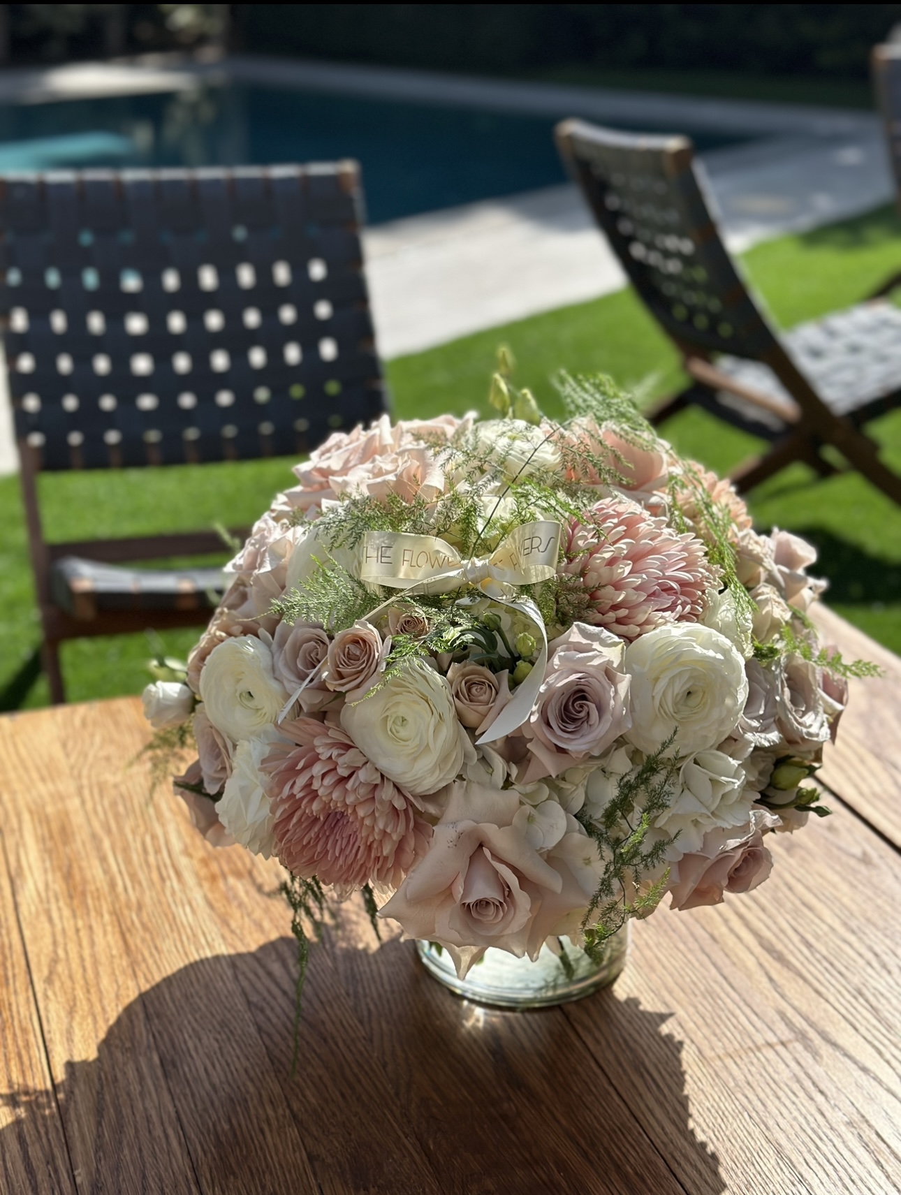 Nude Pink Centerpiece