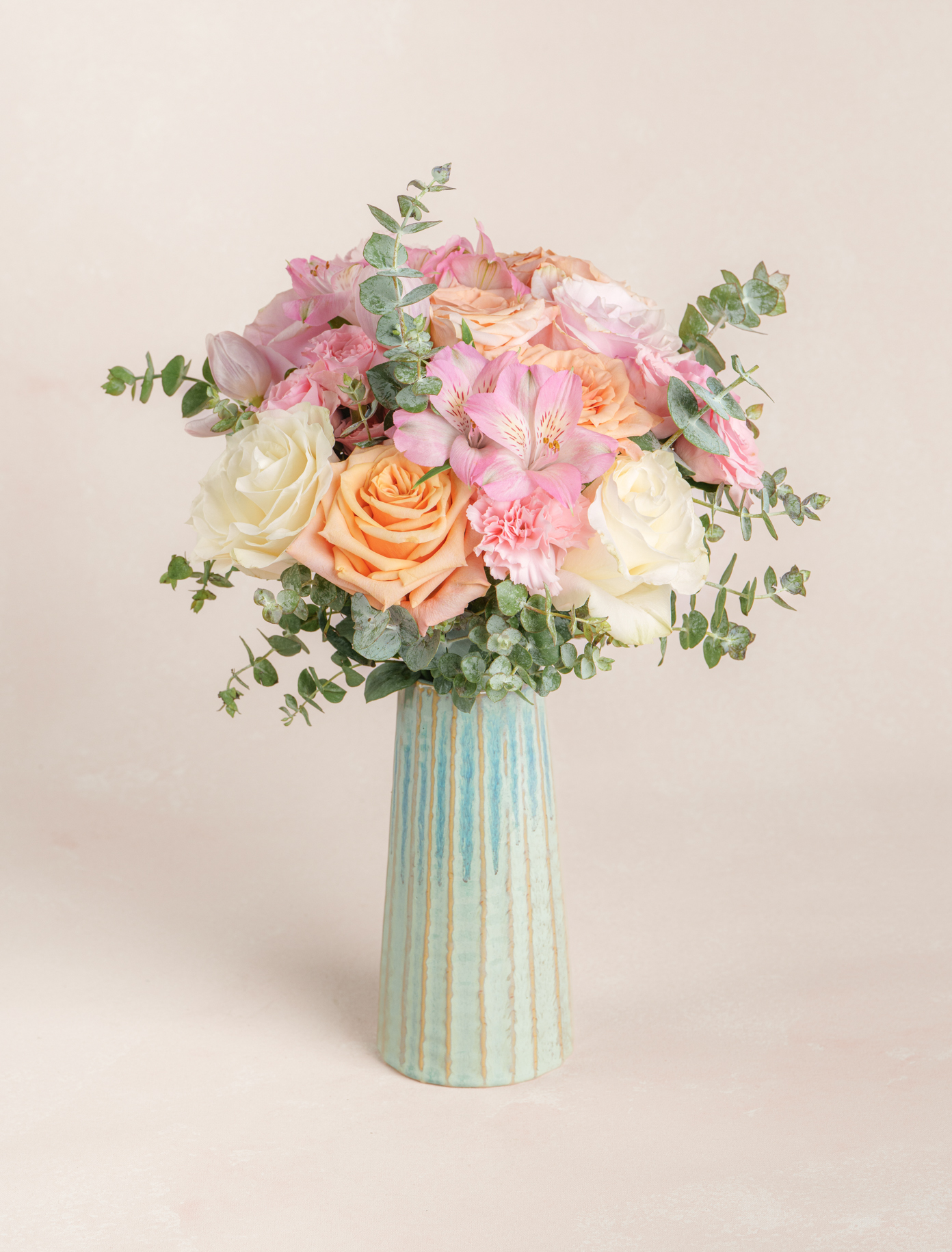 Original by Ode a la ROSE — flowers available for delivery from Floom