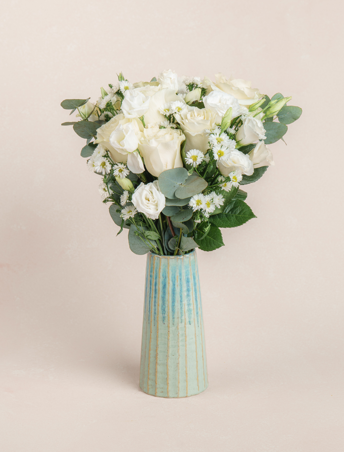 Original by Ode a La ROSE- Chicago  — flowers available for delivery from Floom