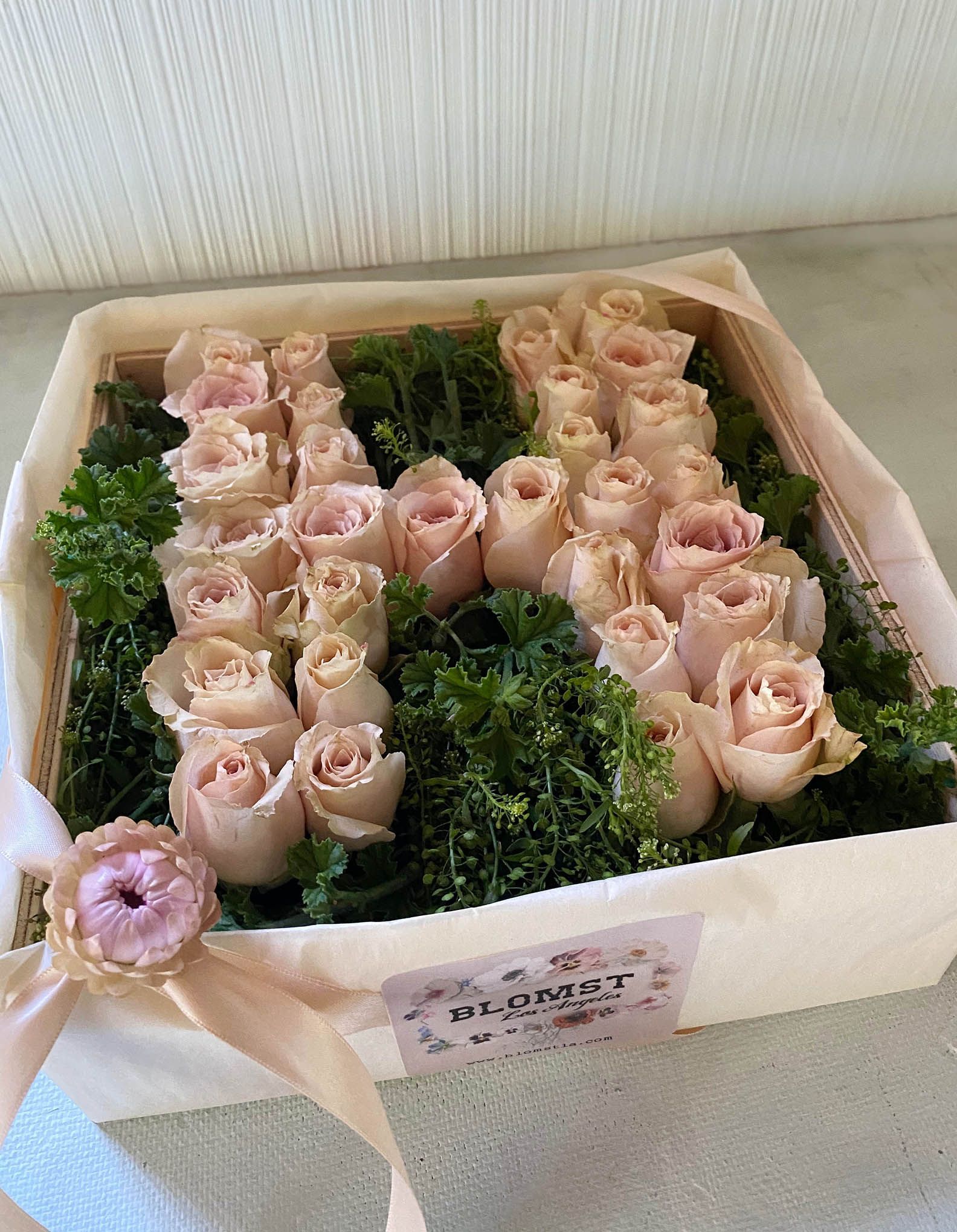 Hannah flower box
