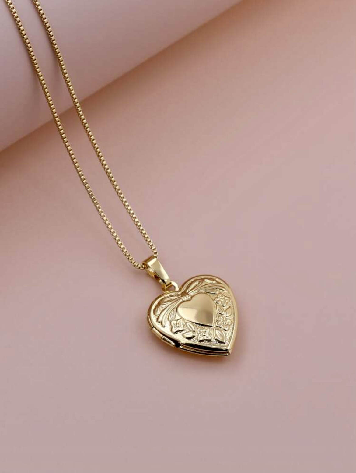Heart memory necklace 