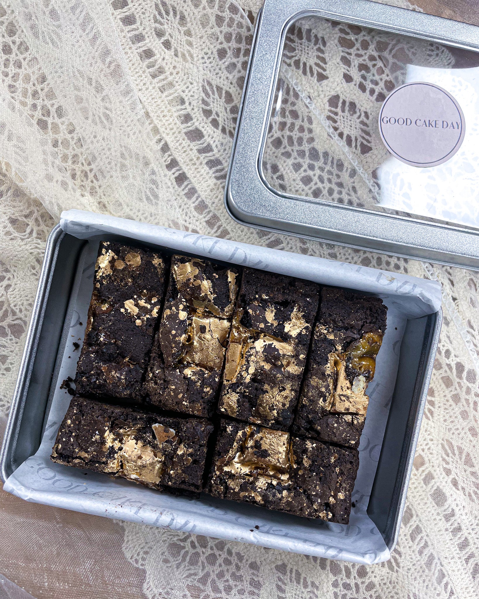 Mini Brownie Crownie