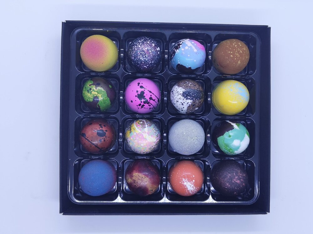 6 Assorted Chocolates