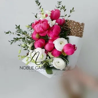 Peonies-Ranunculus