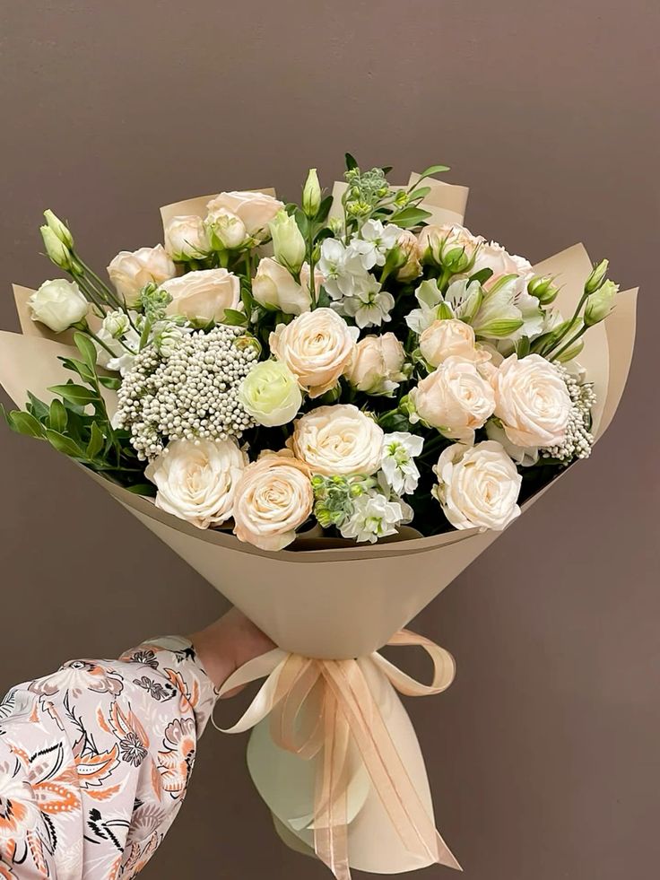 Cream Roses Bouquet