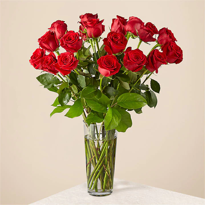 18 Red Roses Bouquet
