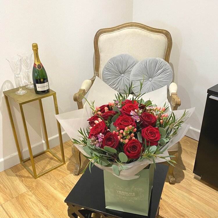 Red Naomi Roses original