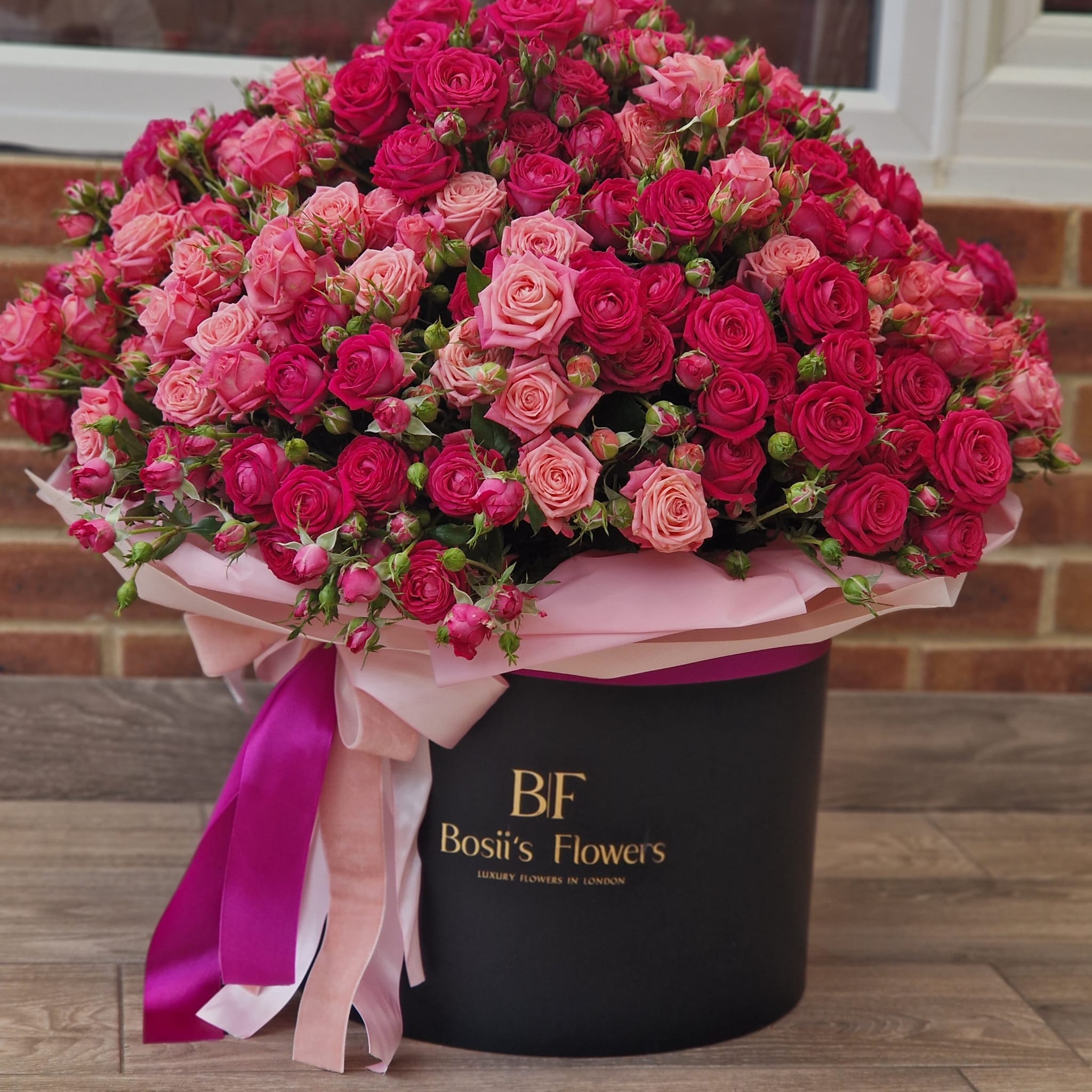 50 Luxury Spray Roses