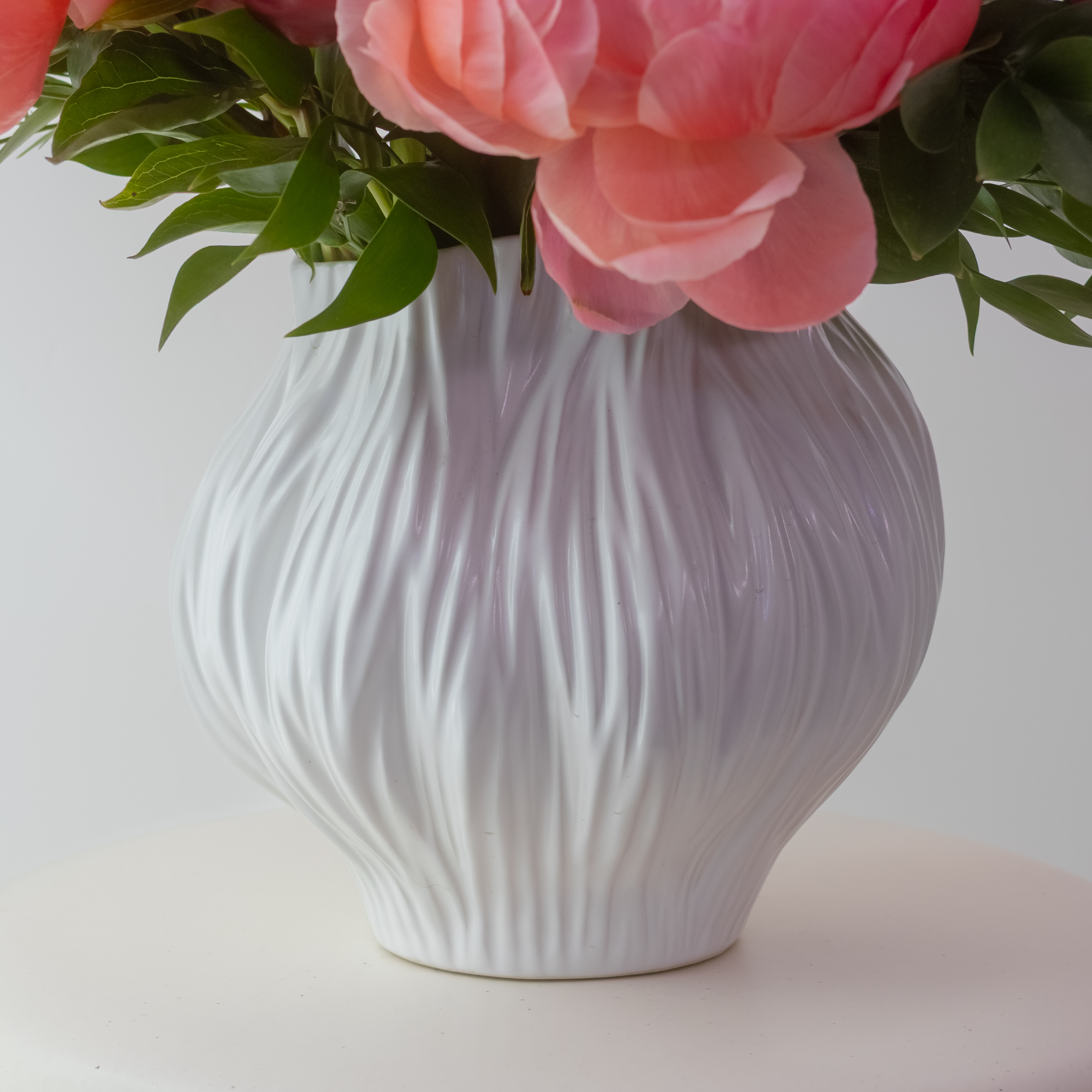 Original by Niolia — flowers available for delivery from Floom