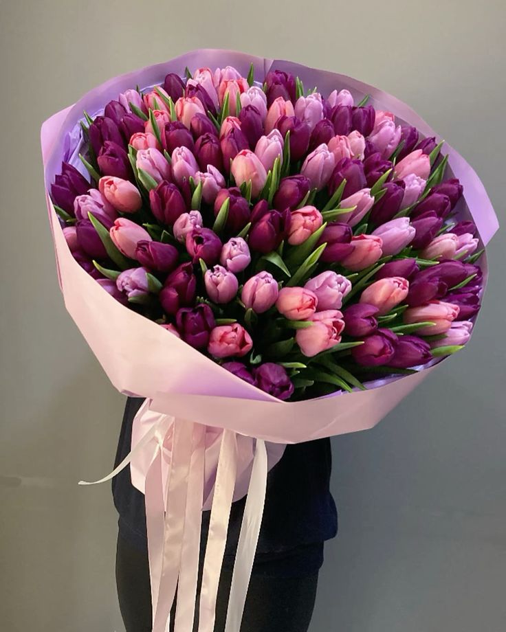 150 Tulips Bouquet