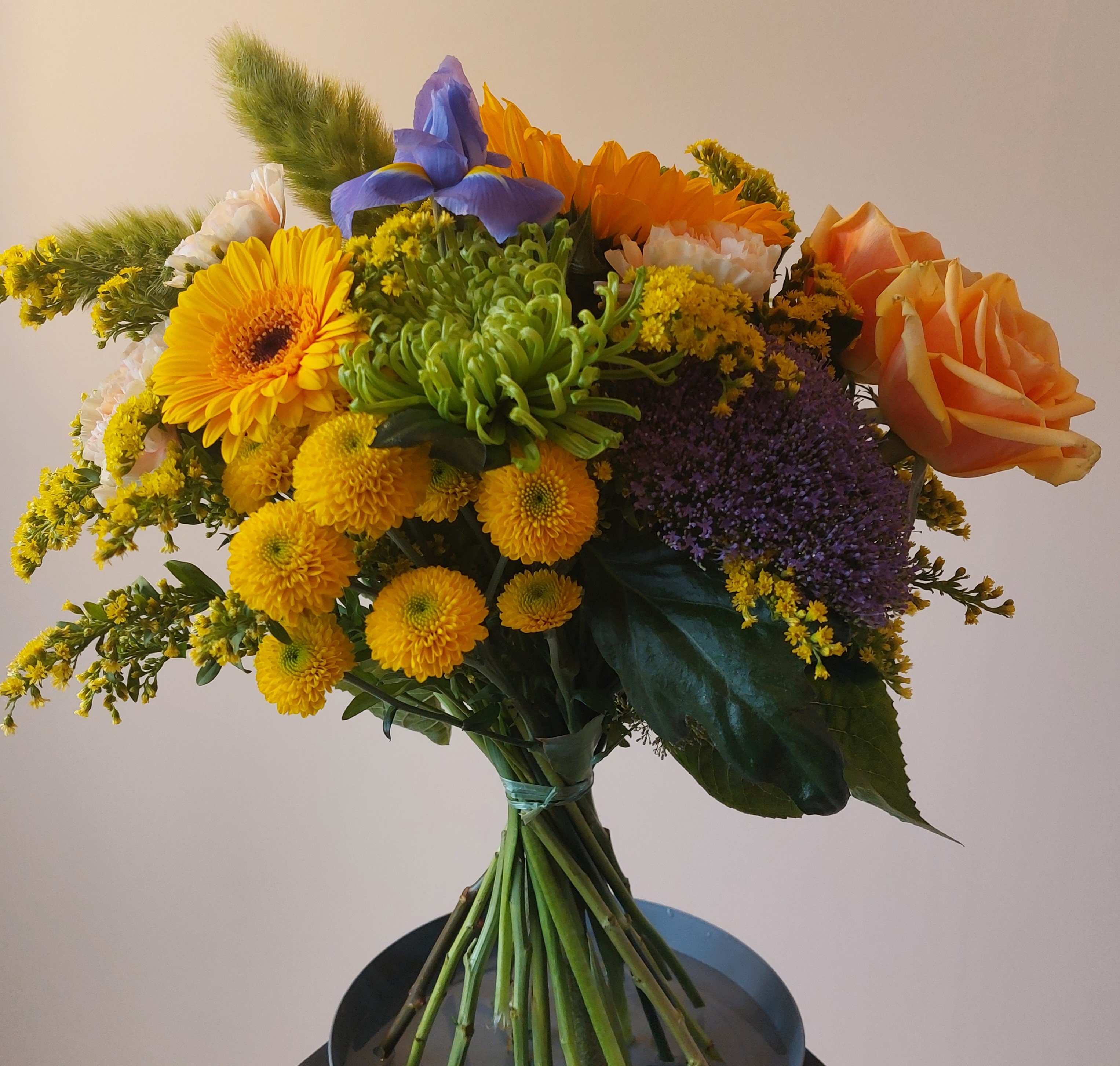 Sunflowers by Memphis in Bloom — flowers available for delivery from Floom