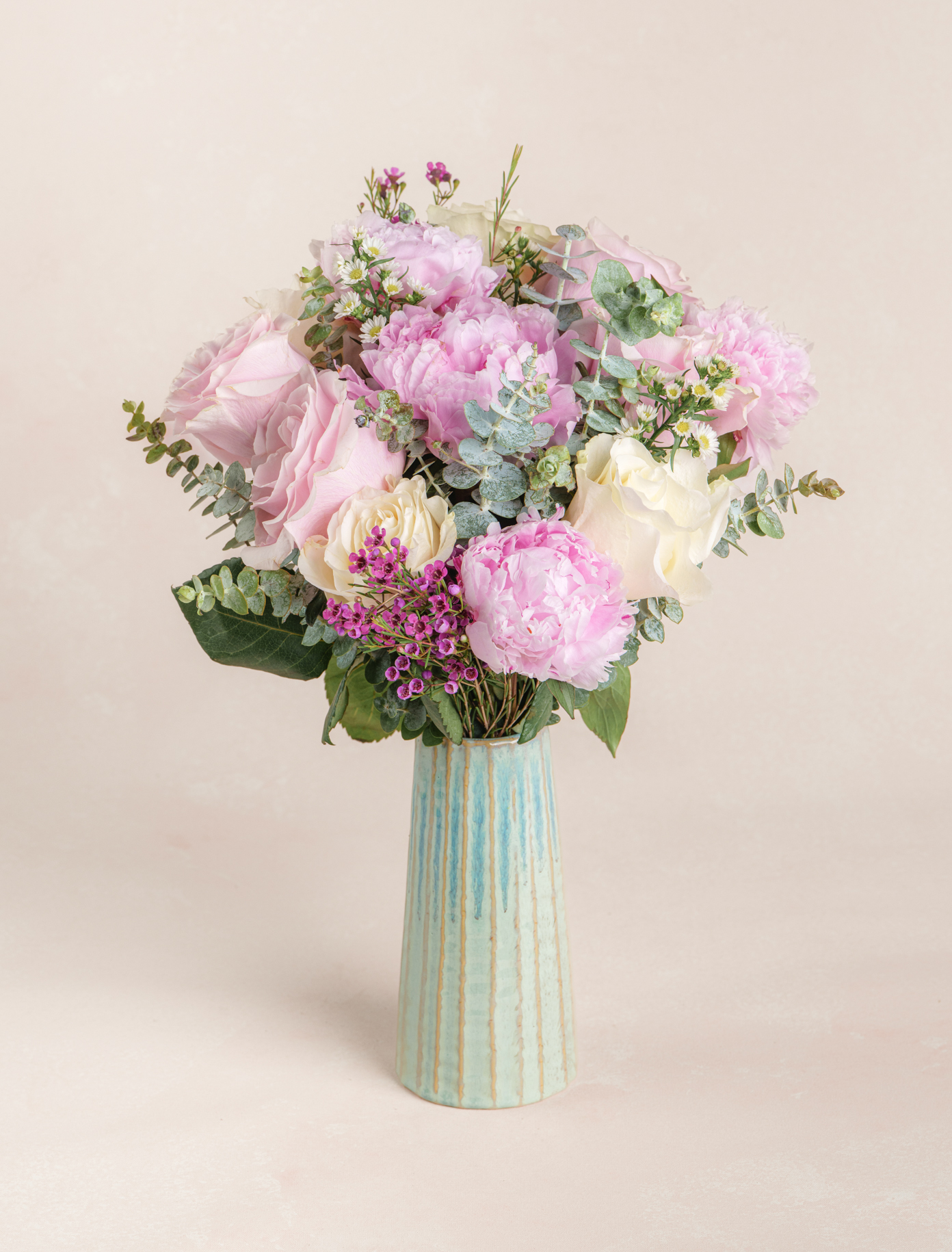 Original by Ode a la ROSE — flowers available for delivery from Floom