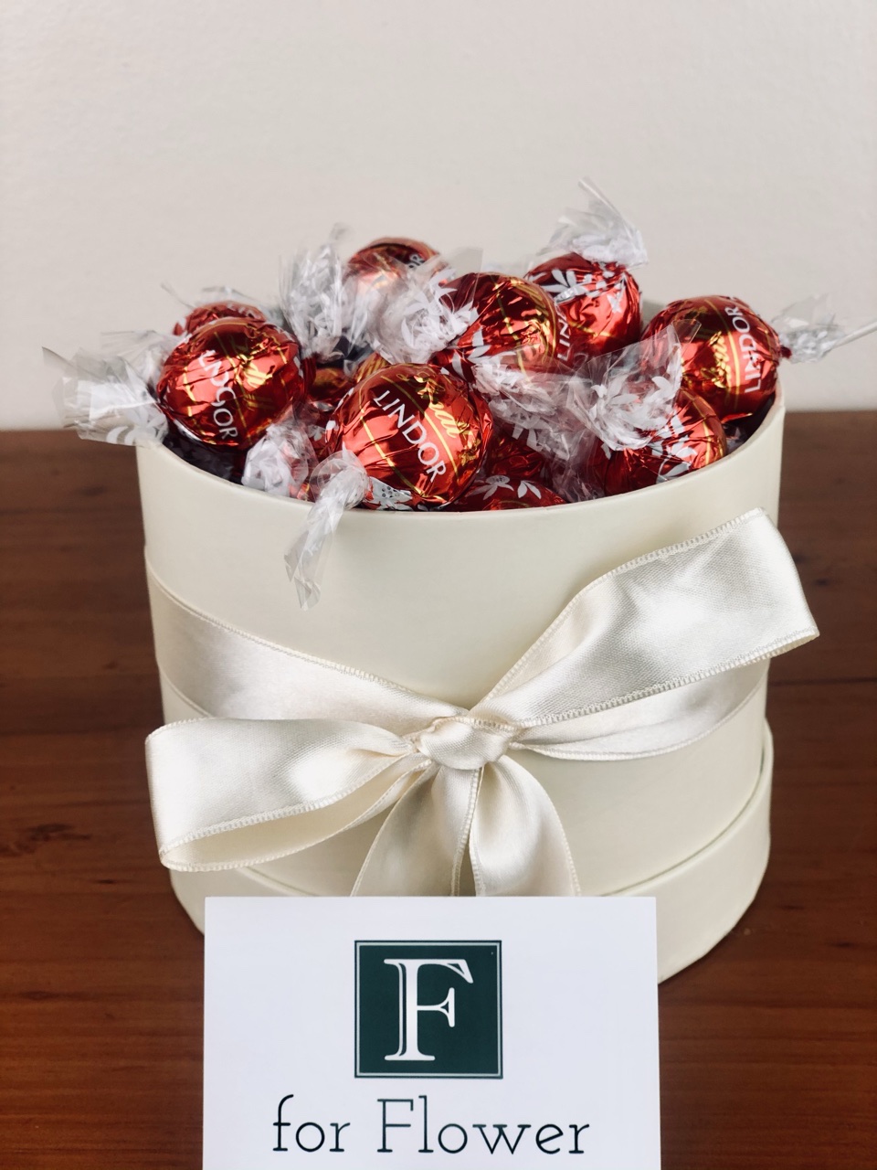 Lindor Box