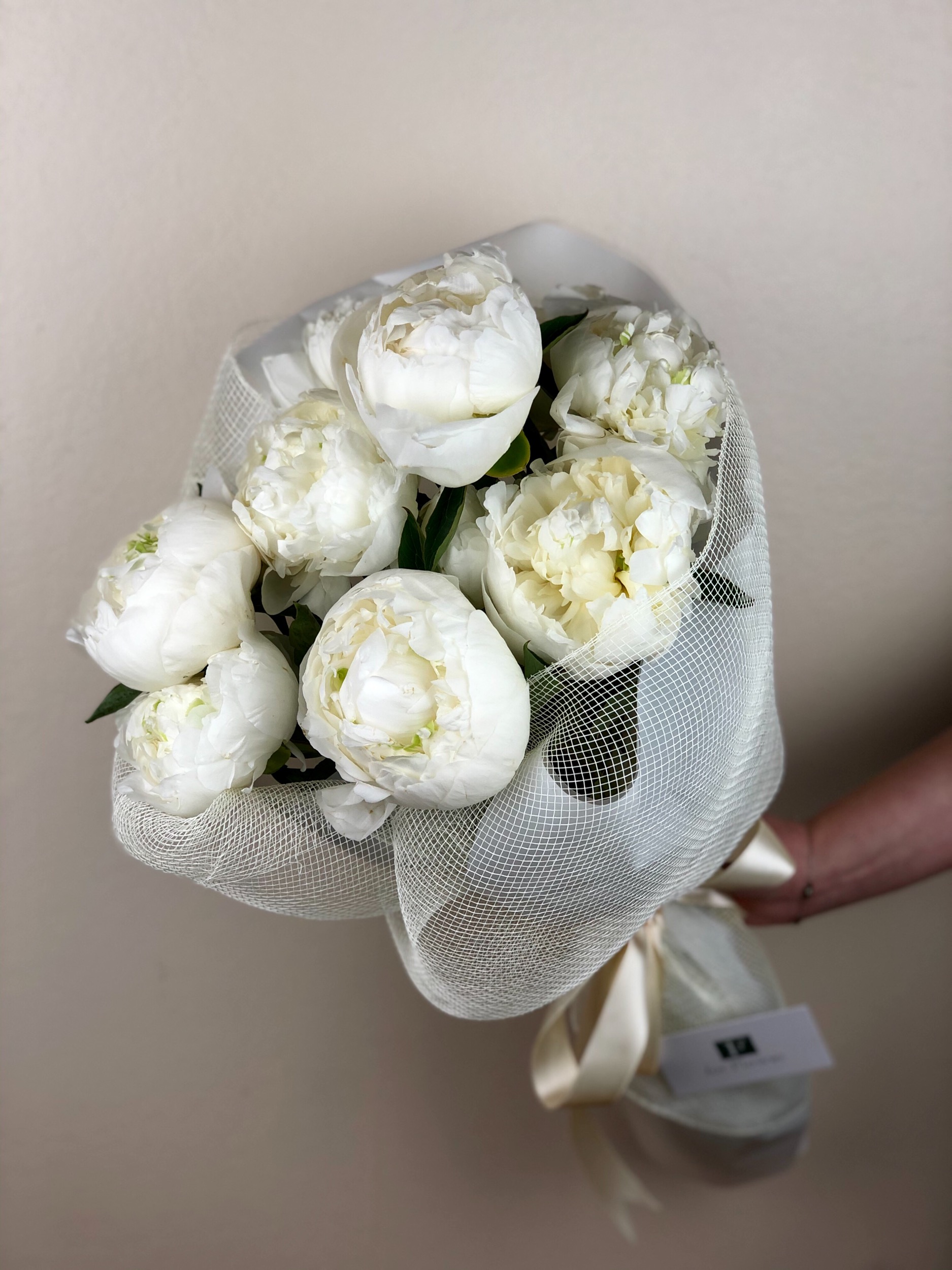 Original by F For Flower — flowers available for delivery from Floom