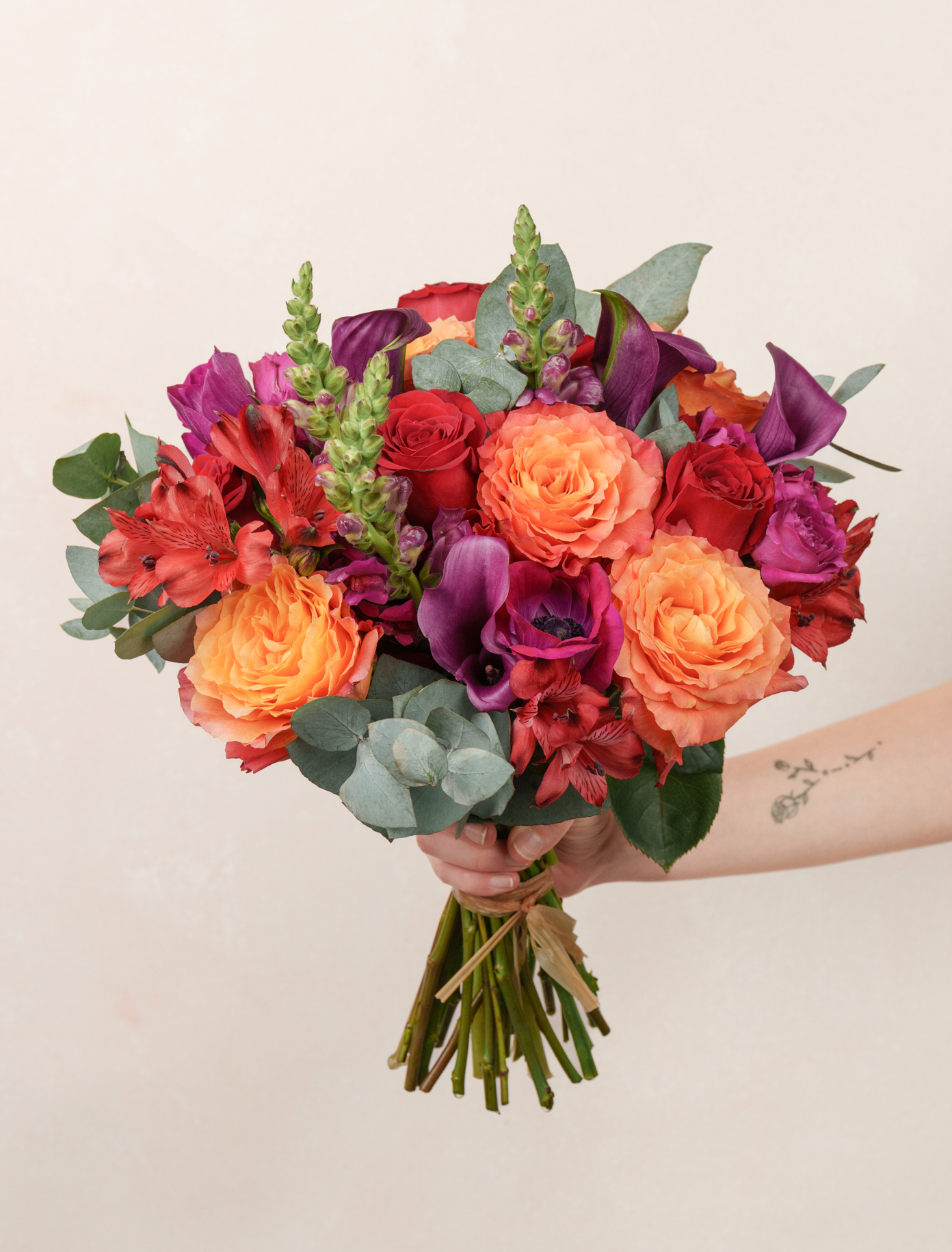Aria by Ode a La ROSE- Chicago  — flowers available for delivery from Floom