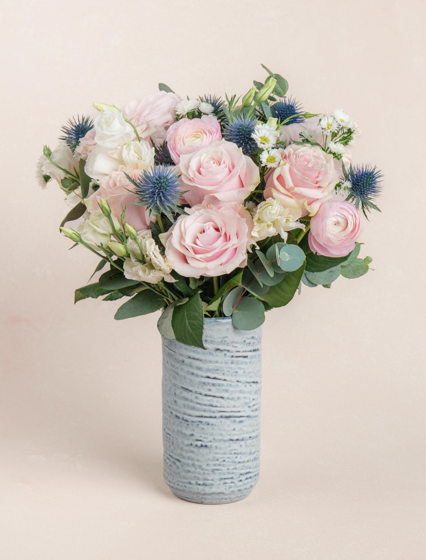 Ella by Ode a La ROSE- Chicago  — flowers available for delivery from Floom
