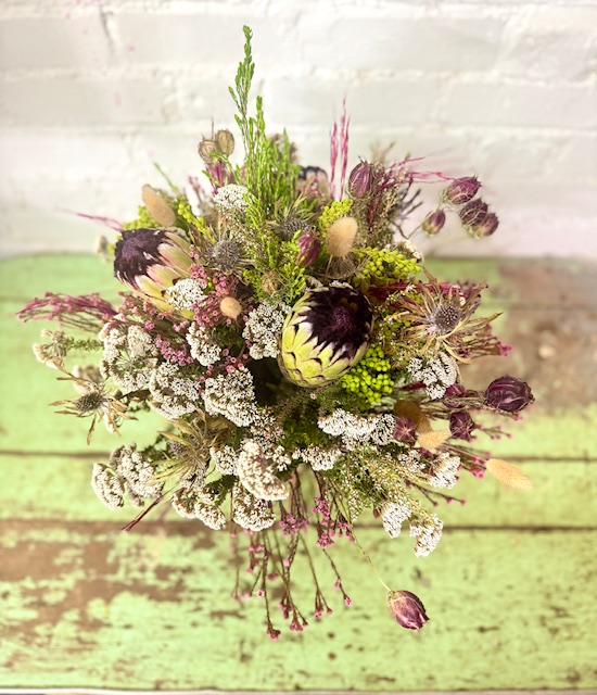 Dried flower bouquet