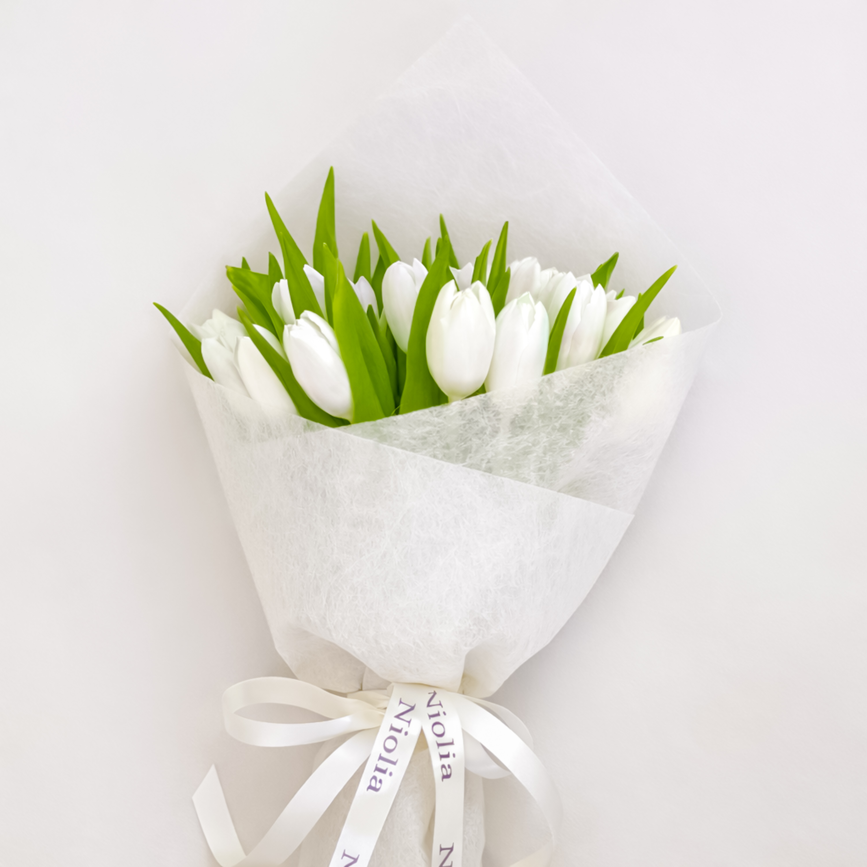 White Maison Tulips