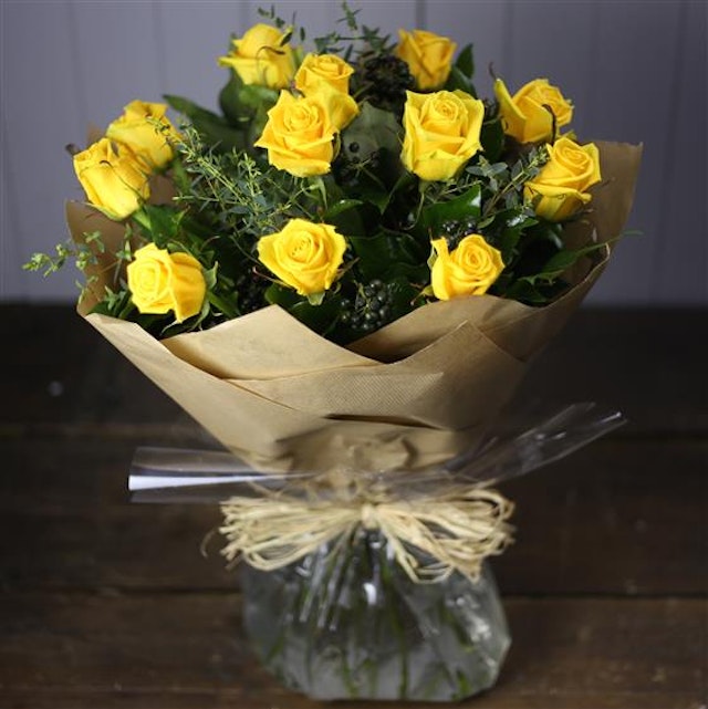 Dozen Yellow Roses