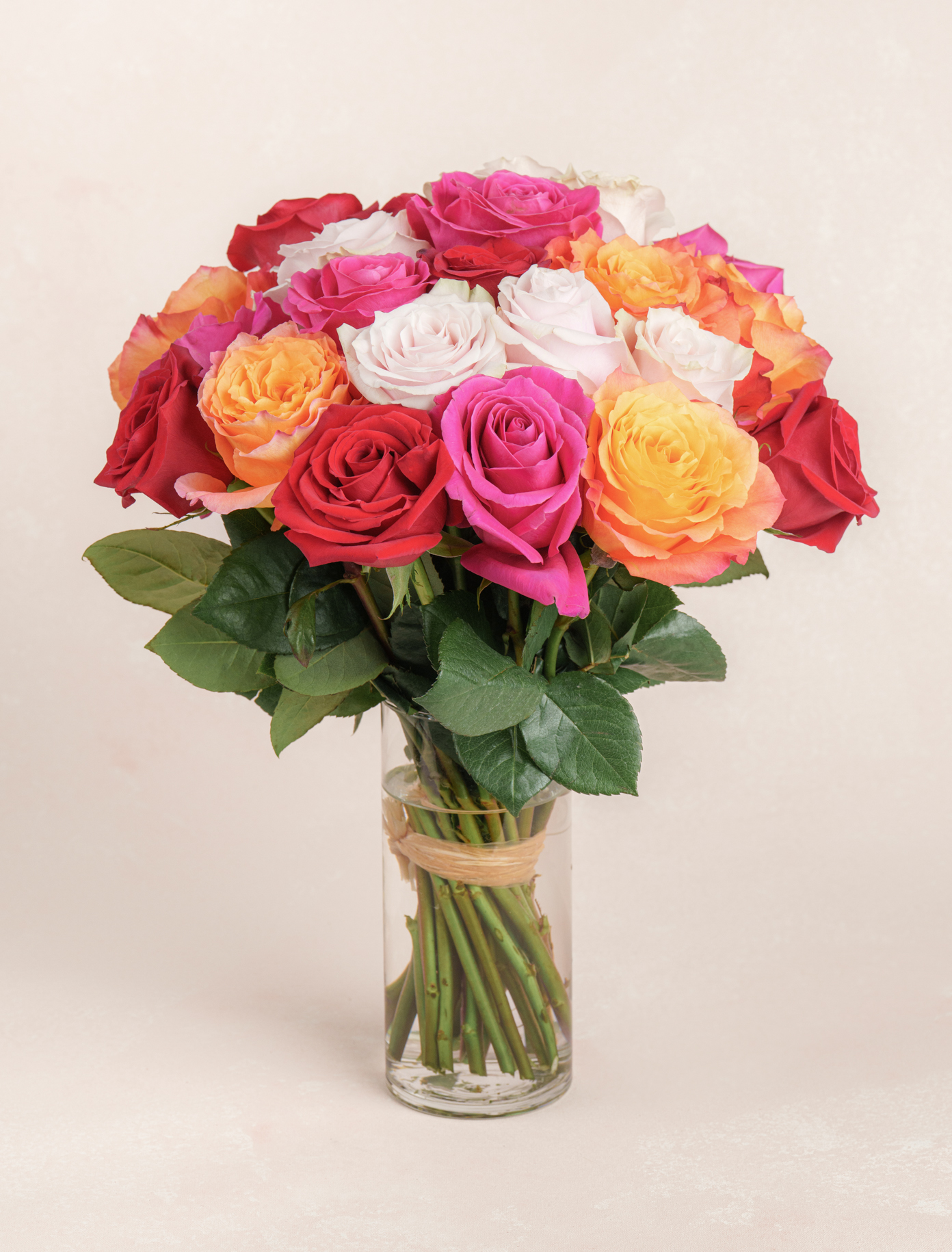 Aline by Ode a La ROSE- Chicago  — flowers available for delivery from Floom