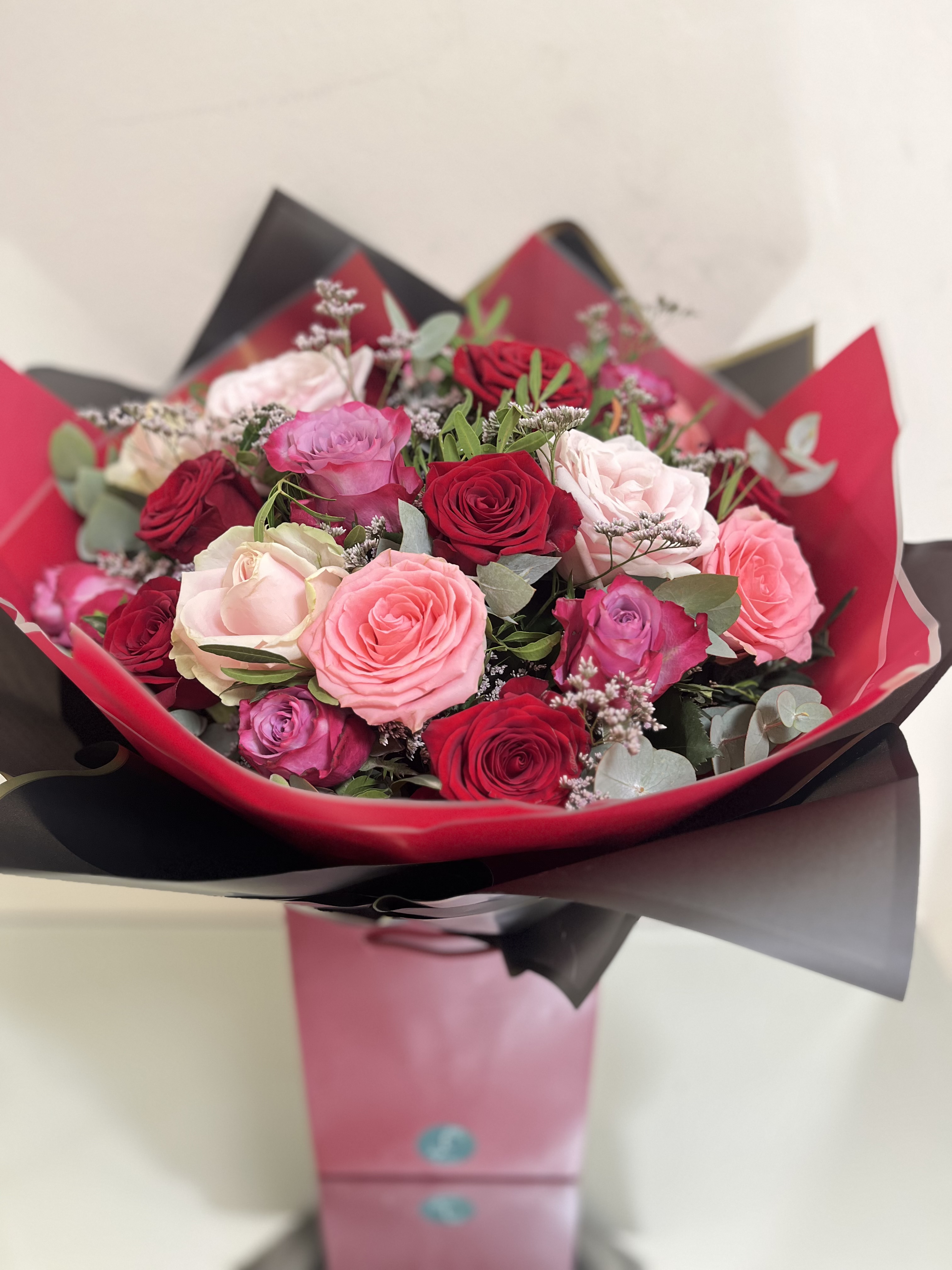 J'adore by Essence — flowers available for delivery from Floom