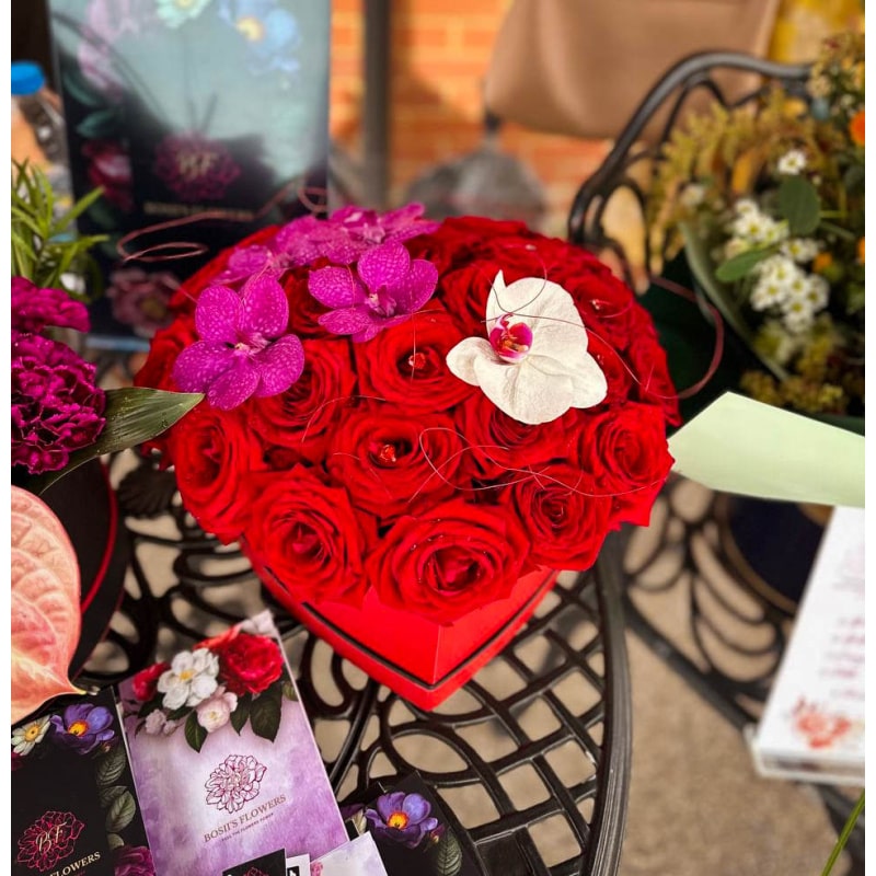 Regal Rosewood Floral