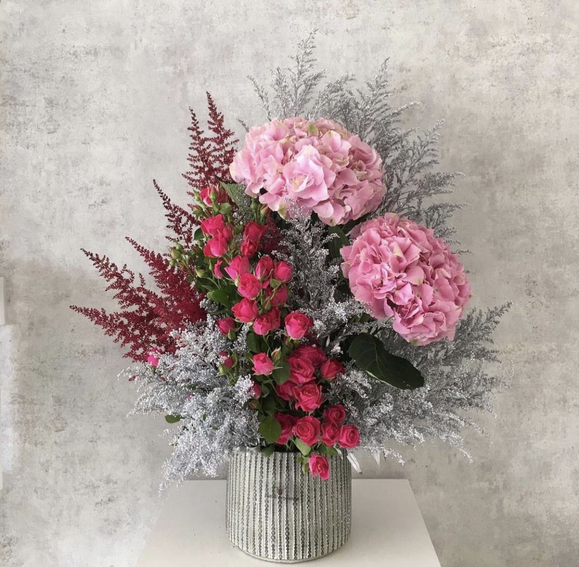 Pink and gray colors