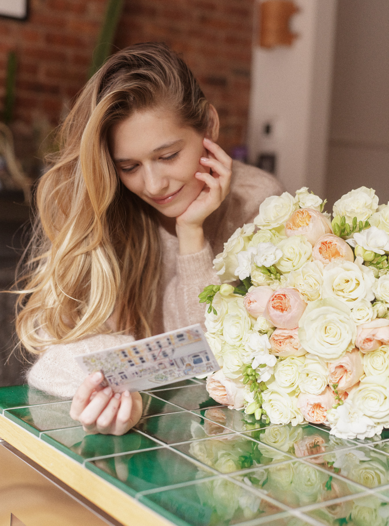 Juliette original by Ode a la ROSE — flowers available for delivery from Floom