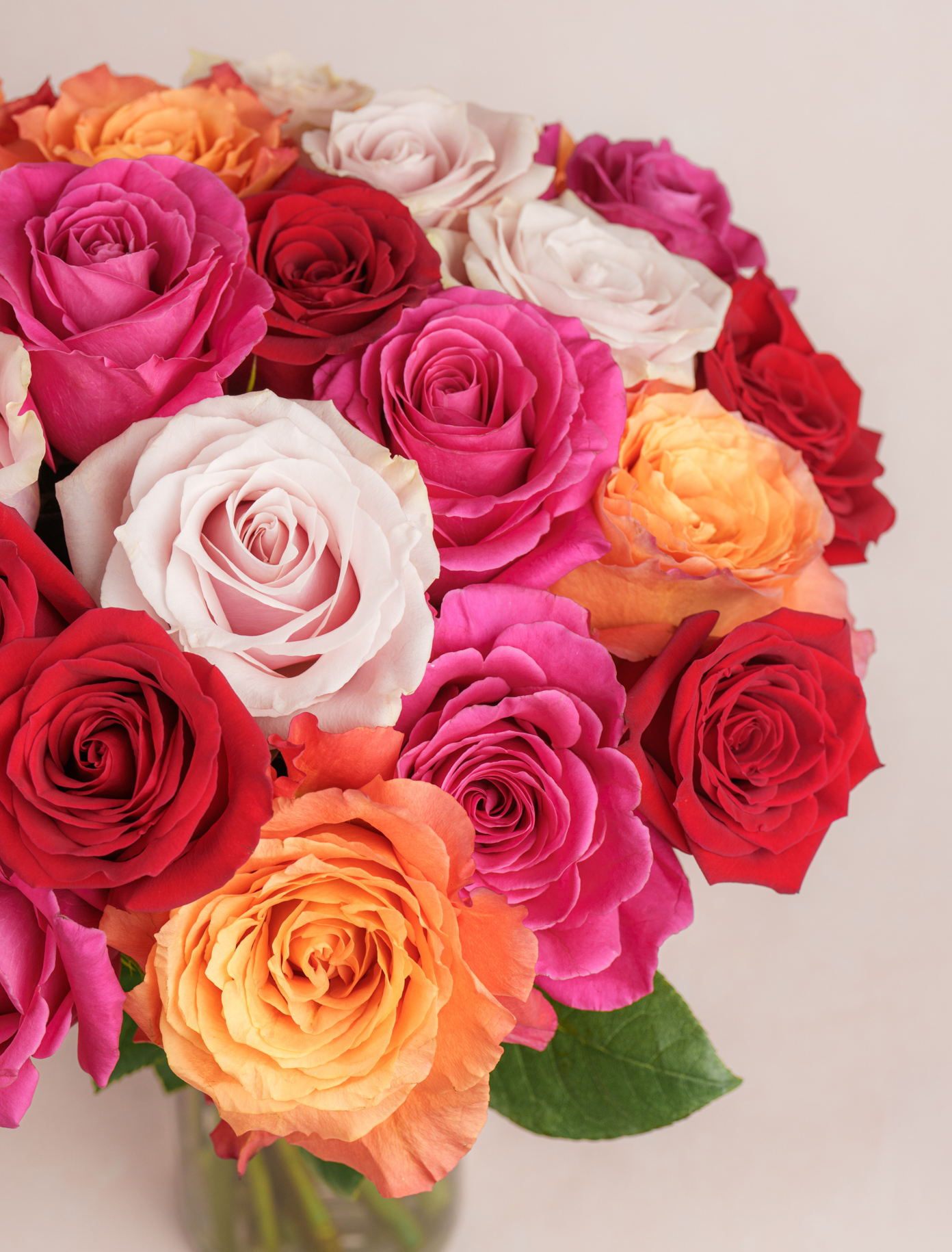 Aline by Ode a La ROSE- Chicago  — flowers available for delivery from Floom