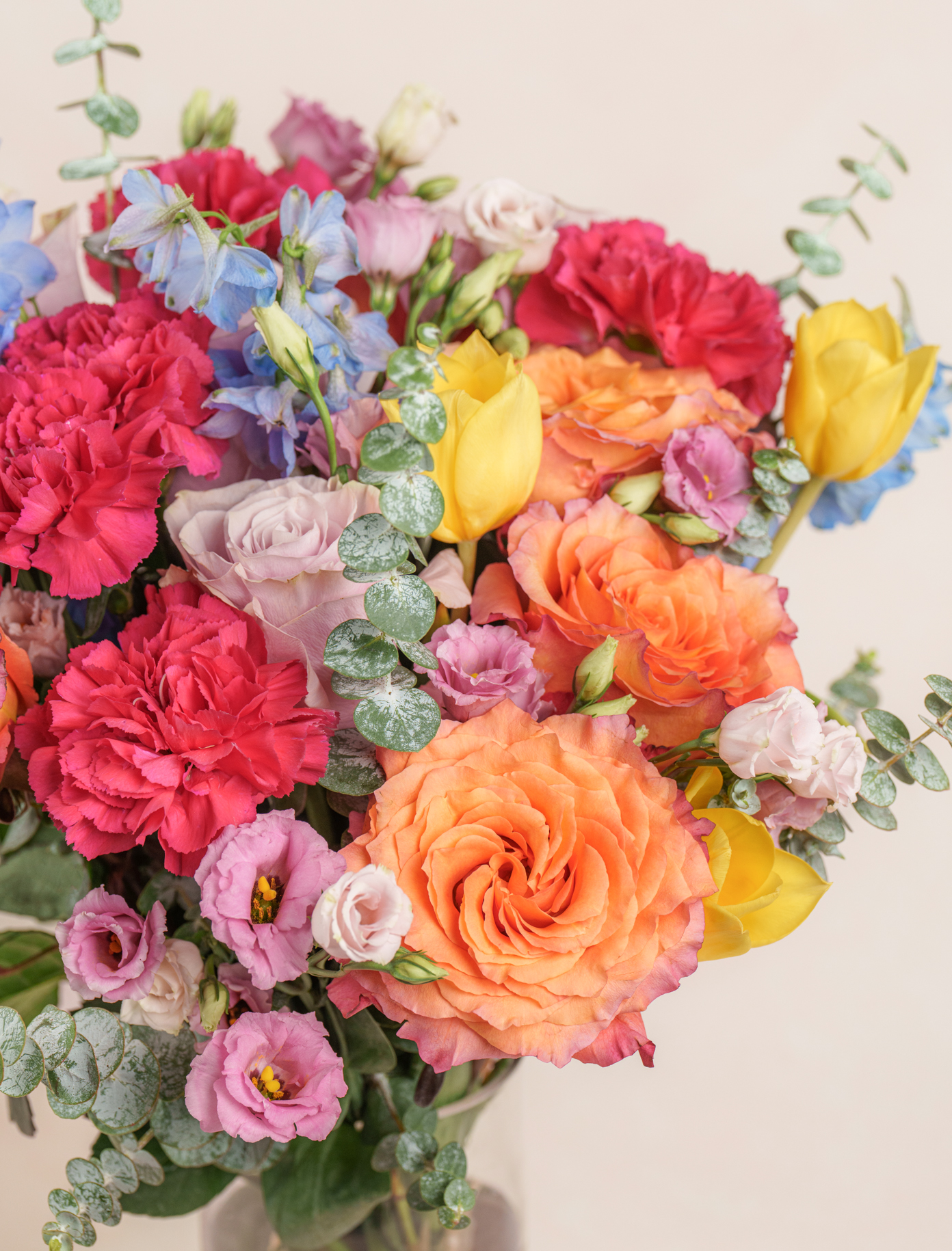 Izzy by Ode a La ROSE- Chicago  — flowers available for delivery from Floom
