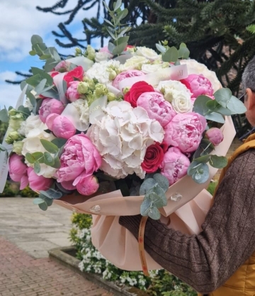 Peonies Bouquet