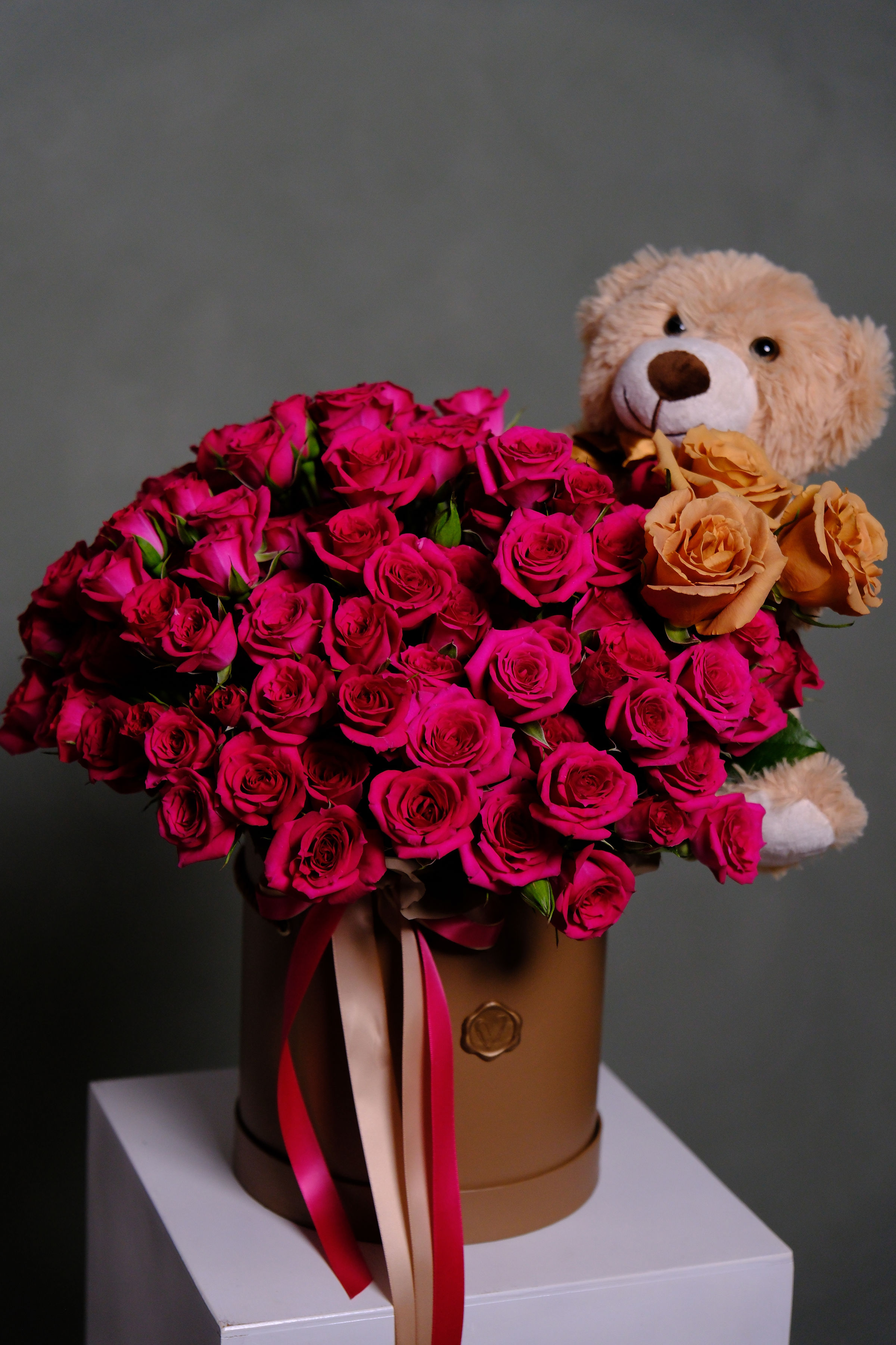 Pink Roses & Teddy