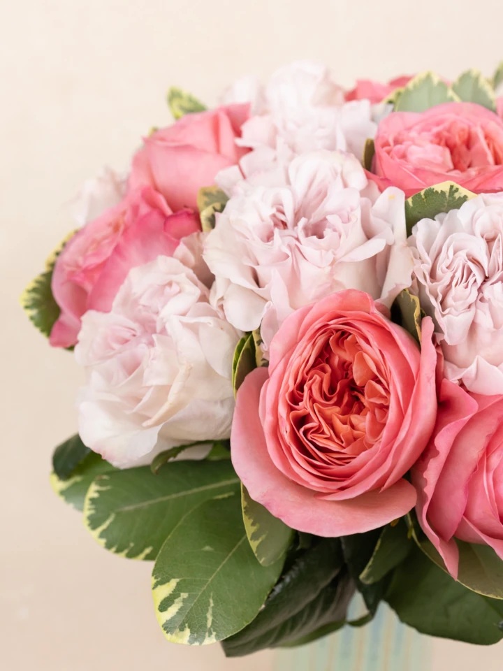 Original by Ode a la ROSE — flowers available for delivery from Floom