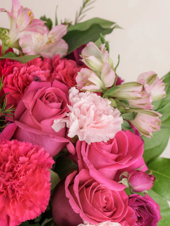 Original by Ode a la ROSE — flowers available for delivery from Floom