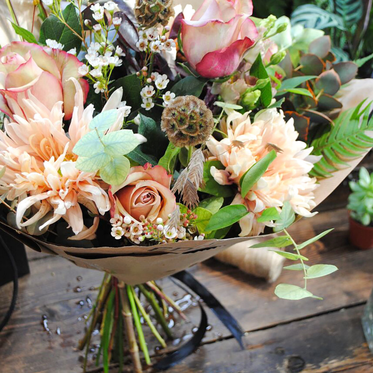 Soft and Tonal Bouquet original